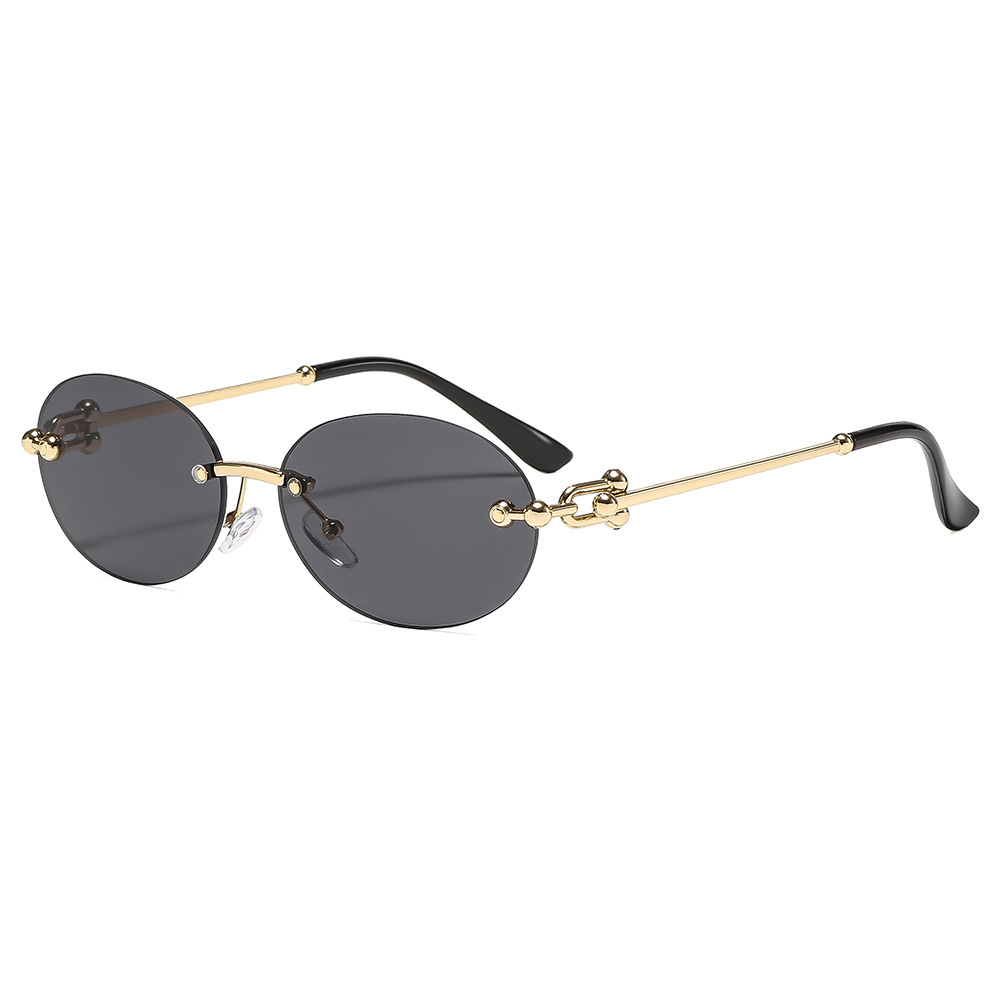 نظارات شمسية نسائية بيضاوية جد - مراجعة Luxury Lifestyle Store وسعره