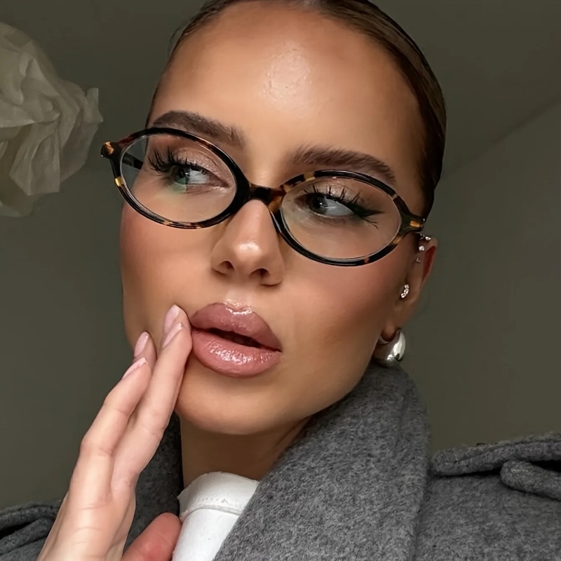 نظارات شمسية بيضاوية عتيقة الط - مراجعة Luxury Lifestyle Store وسعره